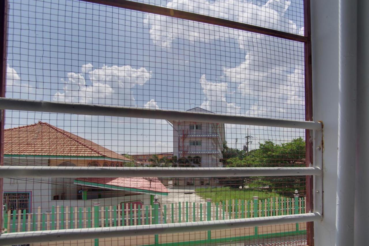 Pha Mansion Hotel Chachoengsao Exterior photo